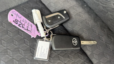 Toyota Yaris 1.5 Hybrid Icon 5dr CVT Hybrid Hatchback